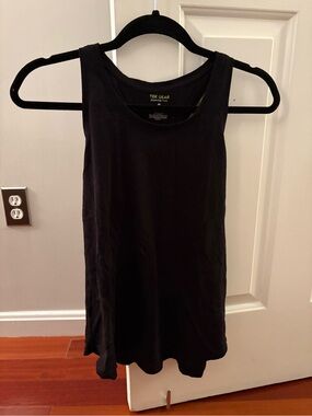tek gear Black Scoop Neck Women's Tank Top